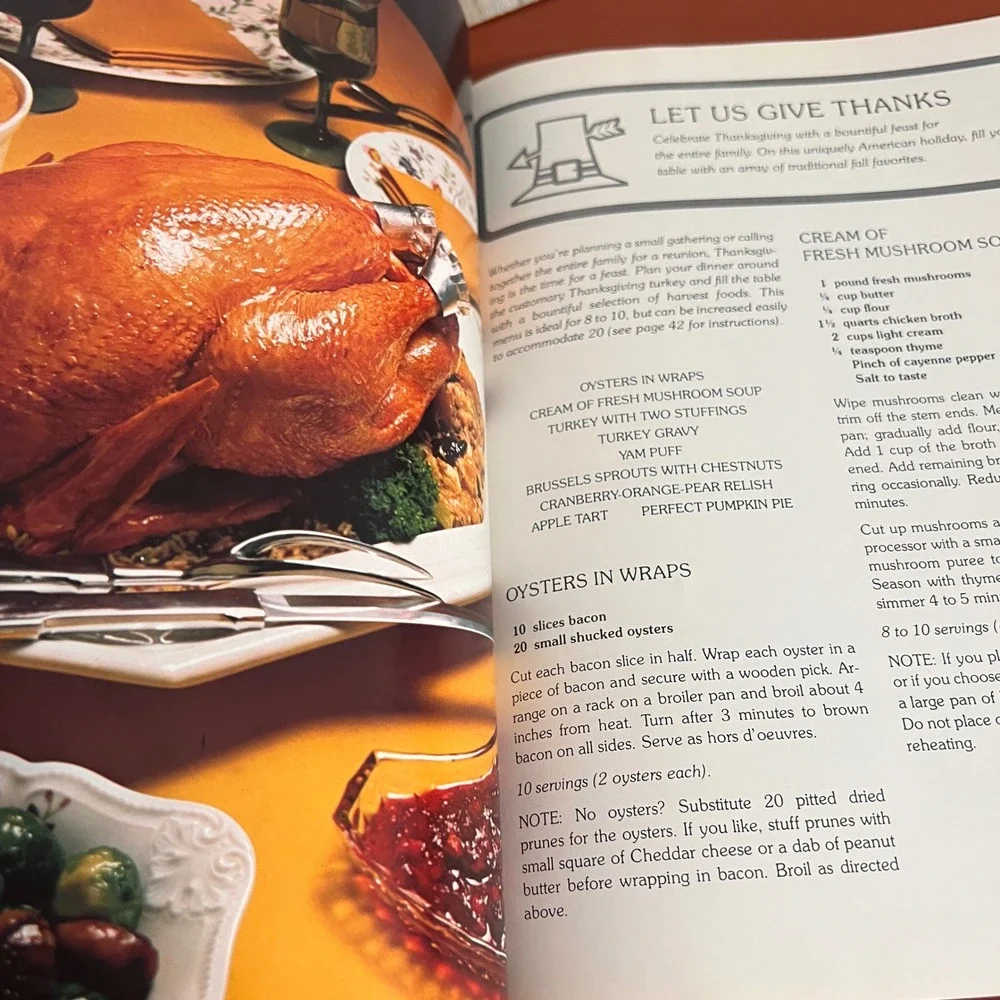 Vintage 1978 Hallmark Holiday Cookbook Retro Recipes Entertaining‎ Ideas 1st Ed
